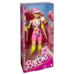 Barbie ve filmovém oblečku na kolečkových bruslích1