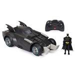 Batman R/C Batmobil z figurką i katapultą2