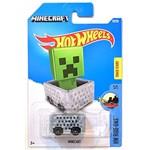 Hot Wheels Minecraft Minecart Die-Cast Car1