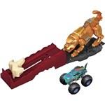 Hot Wheels Monster Trucks Sabretooth Showdown1