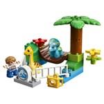 Lego DUPLO 10879 Jurassic World Dinosauří zoo1