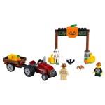 Lego 40423 Halloweenská jízda na traktoru1