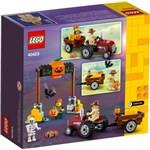 Lego 40423 Halloweenská jízda na traktoru2