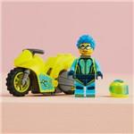 Lego City 60358 - Kaskadérská kybermotorka4