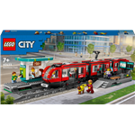 LEGO® City 60423 Przystanek tramwajowy i autobusowy w centrum miasta2