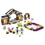 Lego Friends 41322 Kluziště v zimním středisku1