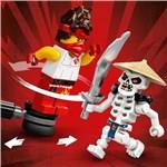 Lego Ninjago 71730 Epicka bitwa - Kai kontra Skulkin2