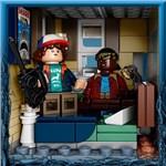 LEGO Stranger Things 75810 - Upside Down8