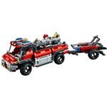 Lego Technic 42068 Letištní záchranné vozidlo3