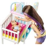 Mattel Barbie Set Chůva s miminky postýlkou a doplňky3