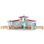 Schleich 42567 Jezdecké centrum u jezera2