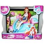 Winx Bloom se skútrem1